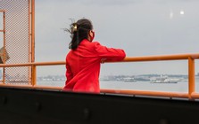 Tại sao nên mặc quần áo màu đỏ vào mùa hè?