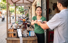 VNPAY trang bị loa thông báo giao dịch, giúp hộ kinh doanh giảm chi phí chuyển đổi số