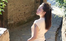 Showbiz Việt có nữ ca sĩ tự nhận đẹp nhất vũ trụ: Giữ thanh xuân bằng 219 mũi tiêm, tuyệt đối không nằm gối khách sạn