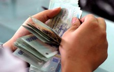 Công an điều tra giao dịch nhận 43.090.000 đồng của người phụ nữ SN 1971 ở Hà Nội, liên quan tới người đàn ông SN 1981 cư trú cùng xã