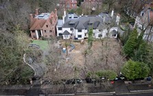 Hàng loạt biệt thự bỏ hoang giữa 'phố tỷ phú' giàu có ở London