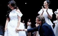 Nữ ca sĩ Việt vừa được cầu hôn bất ngờ trong lúc cùng con gái trình diễn váy cưới