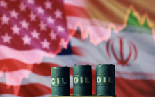 Ông Trump phát động 'chiến tranh kinh tế': Cú đấm thép buộc Iran nhượng bộ?