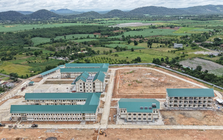 Việt Nam vừa hoàn thành 1 trường nội trú liên cấp quy mô gần 6ha, đầu tư 158 tỷ đồng: Thi công chỉ trong 9 tháng, ký túc xá có điều hòa, bình nóng lạnh