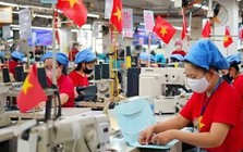 Đi làm vào ngày nghỉ bù, tính lương thêm giờ thế nào?