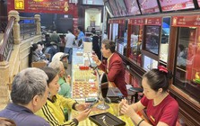 Thấp hơn thế giới gần 2 triệu/lượng - diễn biến hiếm có của giá vàng trong nước