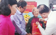 Nữ NSƯT U100: "Tôi xin khoe, tôi vừa được 60 năm tuổi Đảng"
