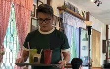 Nam ca sĩ U60 đình đám sắp đi bán cà phê ở đường Bùi Thị Xuân, Đà Lạt