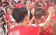 Mẹ Thành Chung tiết lộ biến cố gia đình, cố giấu để con trai tập trung thi đấu tại AFF Cup