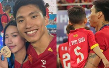 Văn Hậu hạnh phúc ôm Doãn Hải My ăn mừng Việt Nam vô địch, nhắn gửi cực ngọt: "Bố yêu 2 mẹ con"
