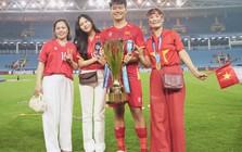 Mẹ Thành Chung xúc động kể về biến cố gia đình , phải giấu nhẹm để anh yên tâm thi đấu giành chức vô địch ASEAN Cup