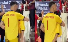 Danh tính người đẹp được Thủ môn Lê Giang Patrik ôm và hôn lên trán ngay sau khi tuyển Việt Nam đăng quang ASEAN Cup 2026
