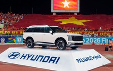 Chiếc xe cùng với Lê Công Vinh rước cúp vô địch ASEAN Cup 2026 vào sân Mỹ Đình