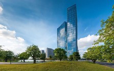 Tập đoàn của tỷ phú Phạm Nhật Vượng có 1 tòa tháp 45 tầng, cao gần 200m, tiêu chuẩn tương đương “đại bản doanh” Apple, Intel, từng được trao giải thưởng tại Mỹ