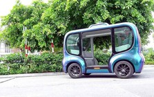 Hà Nội chính thức thử nghiệm Robot giao hàng, Robot taxi trên quãng đường dài 11,5 km, triển khai bởi công ty của giáo sư giàu nhất sàn chứng khoán