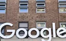 Google “phanh gấp” tính năng AI mới sau cảnh báo về nguy cơ tin giả
