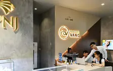 Mở màn tháng 8, PNJ và loạt cổ phiếu 'đua' trần