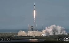 Tên lửa SpaceX trôi dạt có nguy cơ va chạm với Mặt Trăng