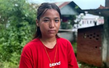 Cô gái Nepal 20 tuổi mất 17 người thân sau lũ quét lịch sử