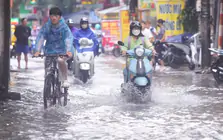 Hà Nội mưa lớn từ chiều tối nay, có thể trên 100mm, nguy cơ ngập úng cục bộ