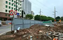 Gia hạn rào chắn phố Trần Hưng Đạo - Trần Khánh Dư