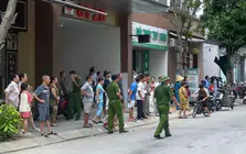 Cháy căn hộ tầng 12 chung cư, nhiều người hốt hoảng tháo chạy