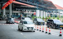 Grab phát thông báo quan trọng về vị trí đón, giá cước mới đến toàn bộ khách hàng đặt xe tại sân bay Nội Bài