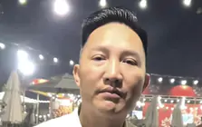 Huấn Hoa Hồng là ai?