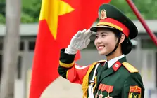 Đề xuất tăng tuổi nghỉ hưu với sĩ quan quân đội