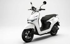Mẫu xe máy điện mới tinh sắp bán tại Việt Nam: Chạy pin LFP, đi 150km/sạc, Honda Stylo bản điện?