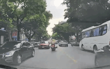 Chuyện của đại úy CSGT 10 lần 'mở đường' đưa người dân đi cấp cứu