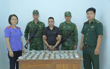 Lạng Sơn: Bắt người vận chuyển gần 400 tờ 100 USD nghi tiền giả vào nội địa