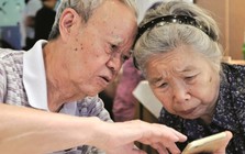 Lời khuyên khi mua iPhone cho bố mẹ già