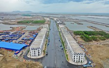 Những dãy nhà phố hiện đại dần hình thành tại siêu dự án lấn biển Cần Giờ