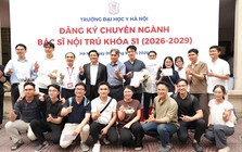 Match Day 2026 vừa khép lại, các bộ môn ĐH Y Hà Nội rần rần khoe dàn "tân binh" bác sĩ nội trú mới gia nhập