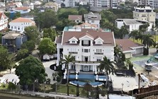 8 người con của chủ nhân dinh thự 2.500 m² ven sông Sài Gòn, lên truyền hình Hàn Quốc trong phóng sự về giới siêu giàu là những ai?