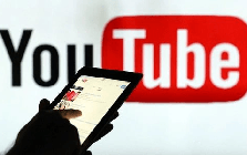 YouTube, TikTok “áp đảo” Netflix, FPT Play trong cuộc đua giành thời gian xem của người Việt