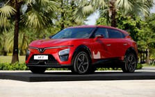 Giá xe VinFast VF 7 mới nhất tháng 9/2026