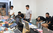 Đột kích đường dây lừa đảo hơn 1.500 tỷ đồng, bắt 64 người Việt, thu 192 điện thoại
