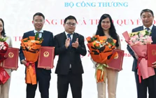 Bộ Công Thương bổ nhiệm 35 lãnh đạo cục, vụ