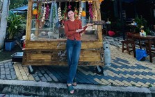 Nữ diễn viên đình đám đi bán bún bò Huế ở đường số 6, phường Tân Phong, TP.HCM