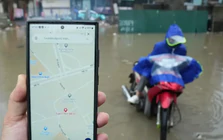 Mưa lớn gây ngập khắp nơi, 'Bản đồ mưa ngập' của Hà Nội vừa ra mắt đã tê liệt