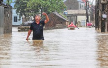 Chuyên gia lý giải đợt mưa trên 400mm gây ngập diện rộng ở Hà Nội