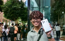 'Fan Táo' quốc tế xếp hàng chờ mua iPhone 18, Singapore có người mua 33 chiếc