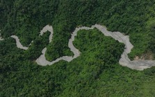 Phát hiện "rồng đá" dài 10 km giữa núi rừng Việt Nam, nhìn từ trên cao như một thắng cảnh ở châu Âu