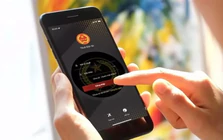 Hướng dẫn hộ kinh doanh kê khai thuế với Chatbot trên eTax Mobile