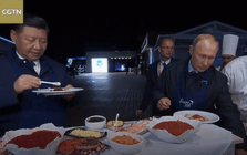 Video hai ông Putin - Tập Cận Bình cùng nấu ăn hút triệu lượt xem sau BRICS 2026: Sự thật bất ngờ