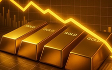 Vì sao vàng bất ngờ bị bán tháo?
