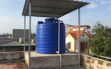 Nên để bồn nước trong nhà hay ngoài trời?