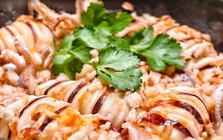 Món ăn này nấu chỉ trong 3 phút nhưng khi mở nắp nồi ra là cả nhà hau háu nhìn, sẵn đũa chờ gắp